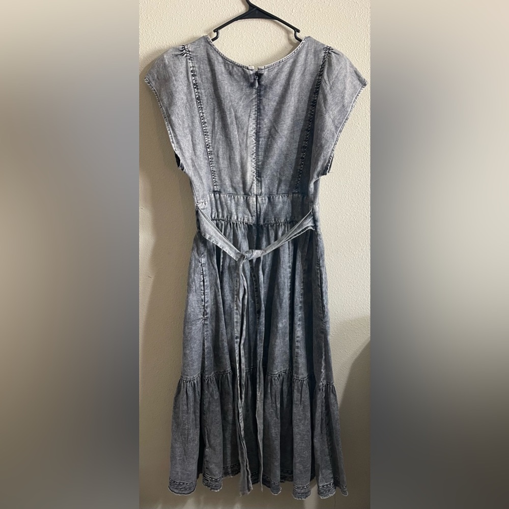 Pilcro Gray Denim Midi Dress - Picture 4 of 8